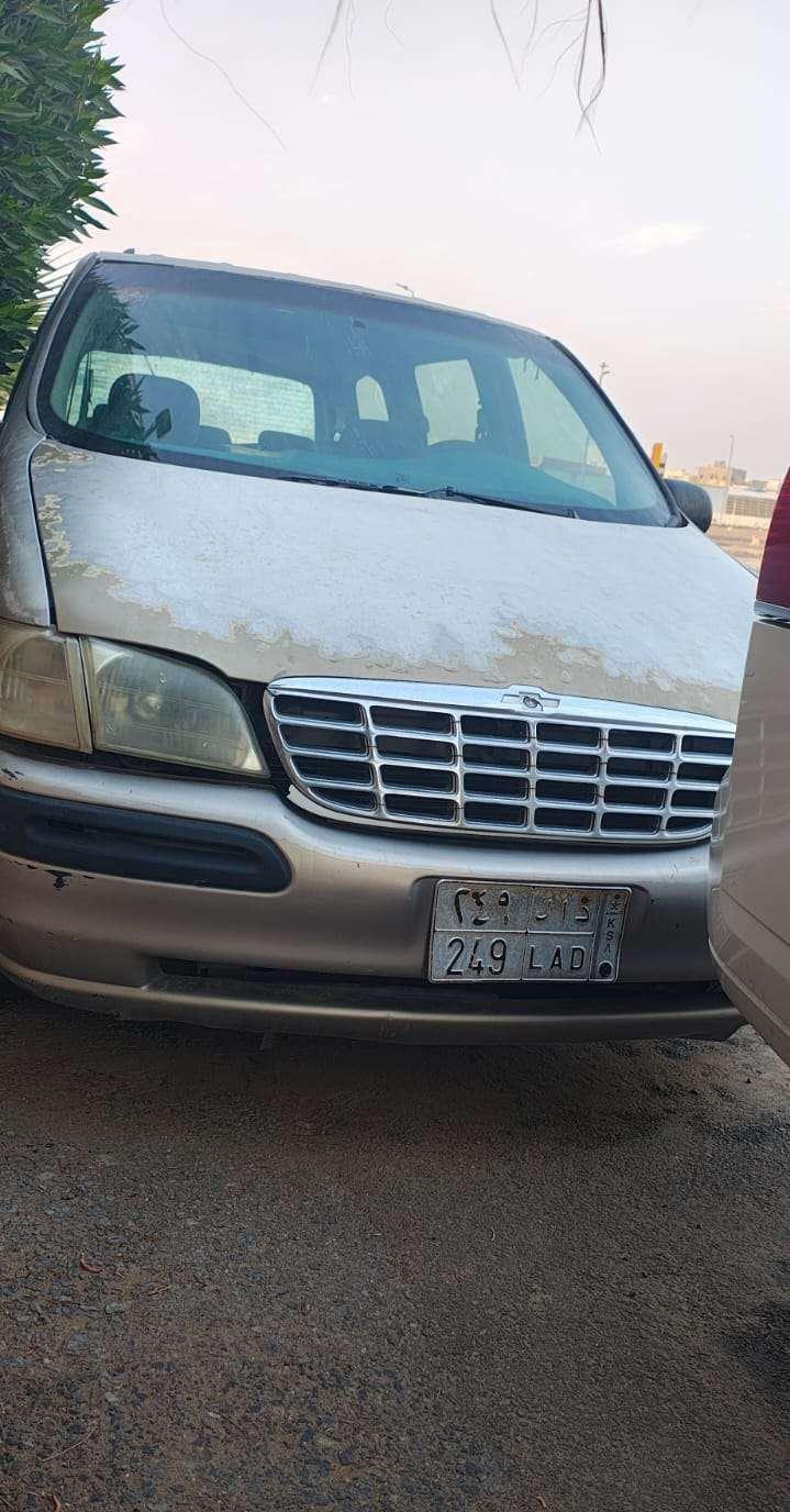 شيفورلية فينشور 1998