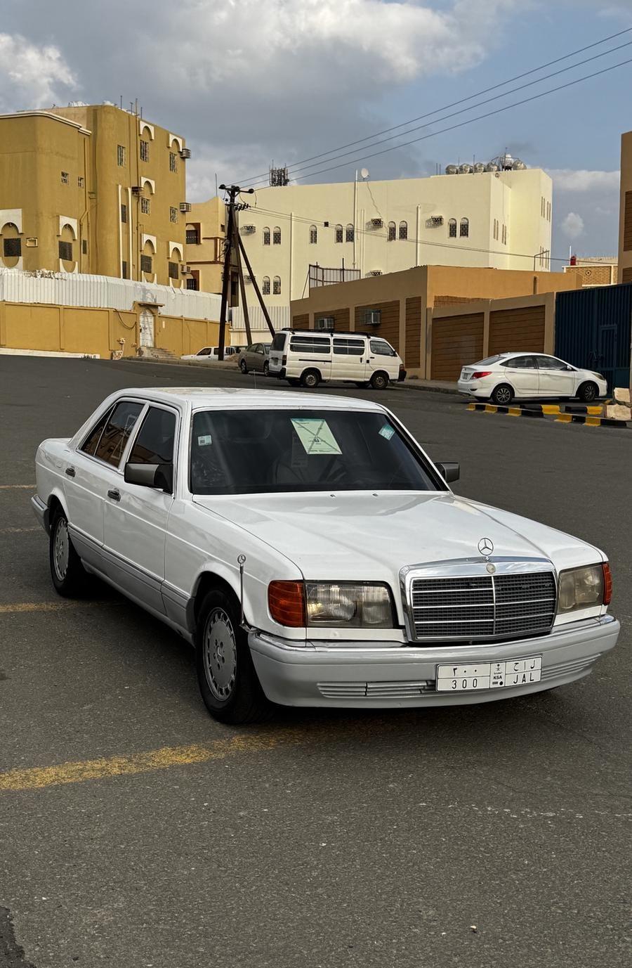 مرسيدس بنز 300SE