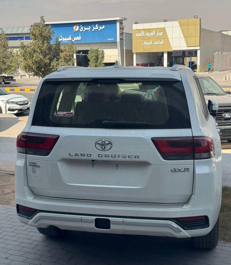 لاندكروزر جي اكس