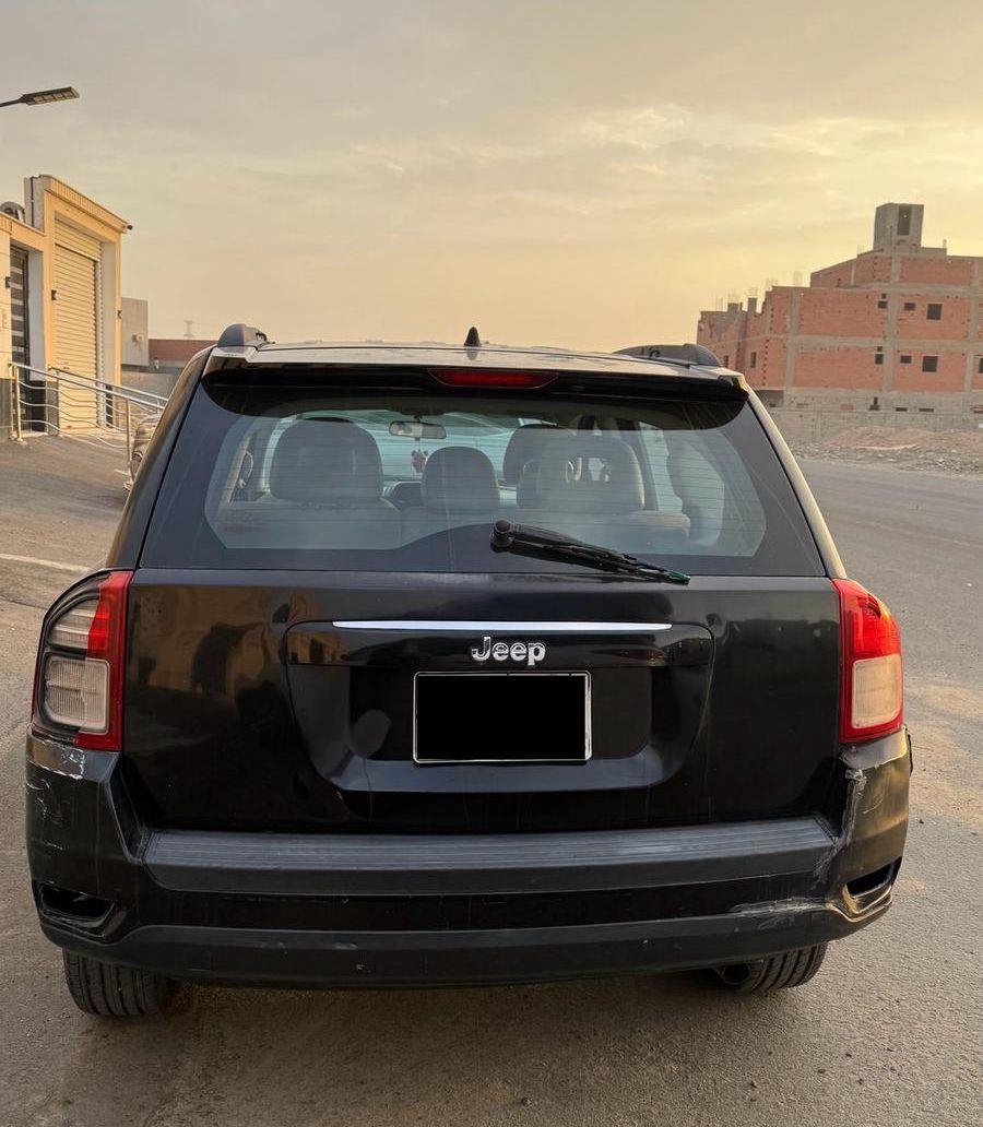 جيب كومباس 2014