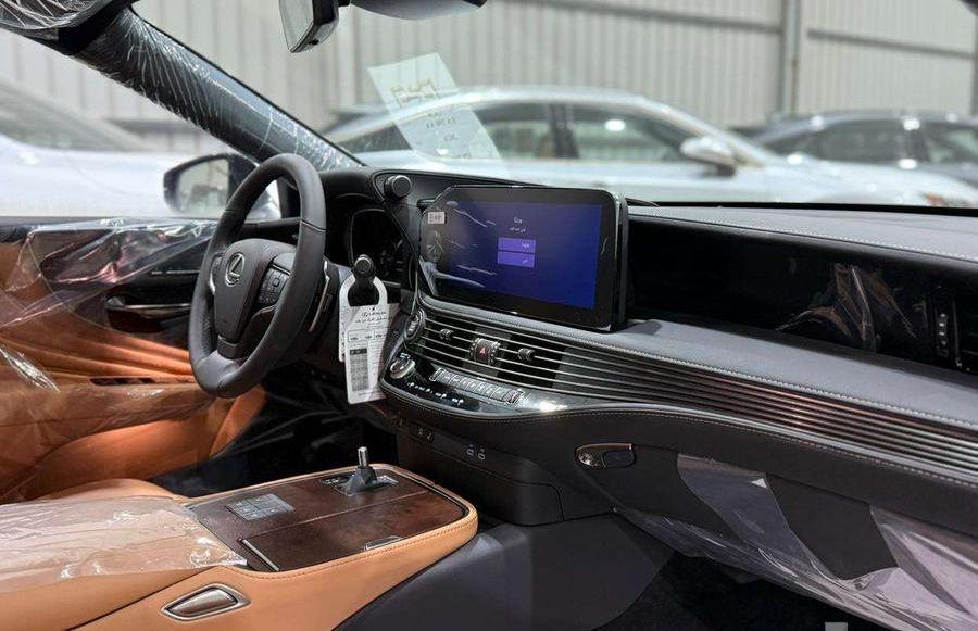 لكزس LS 350