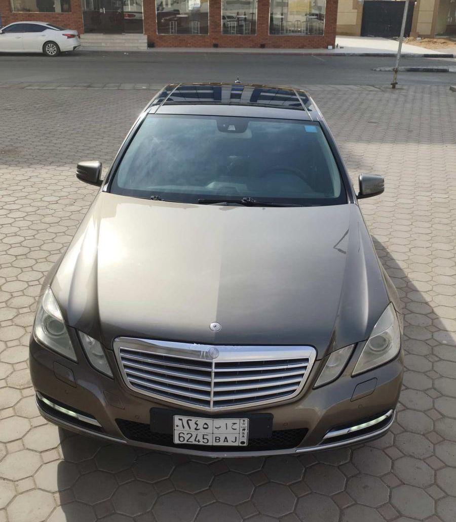 مرسيدس E200