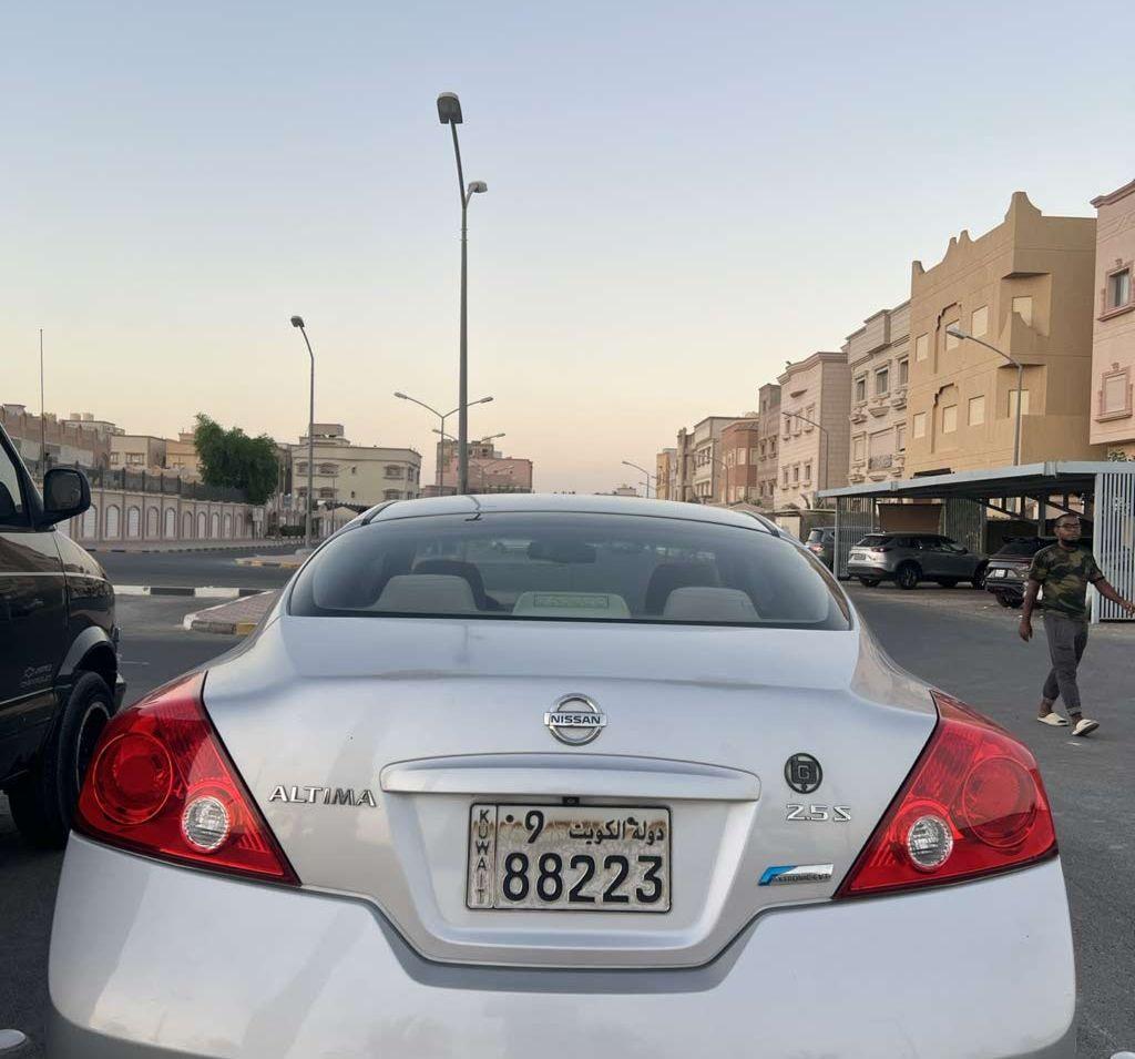 2012 نيسان التيما