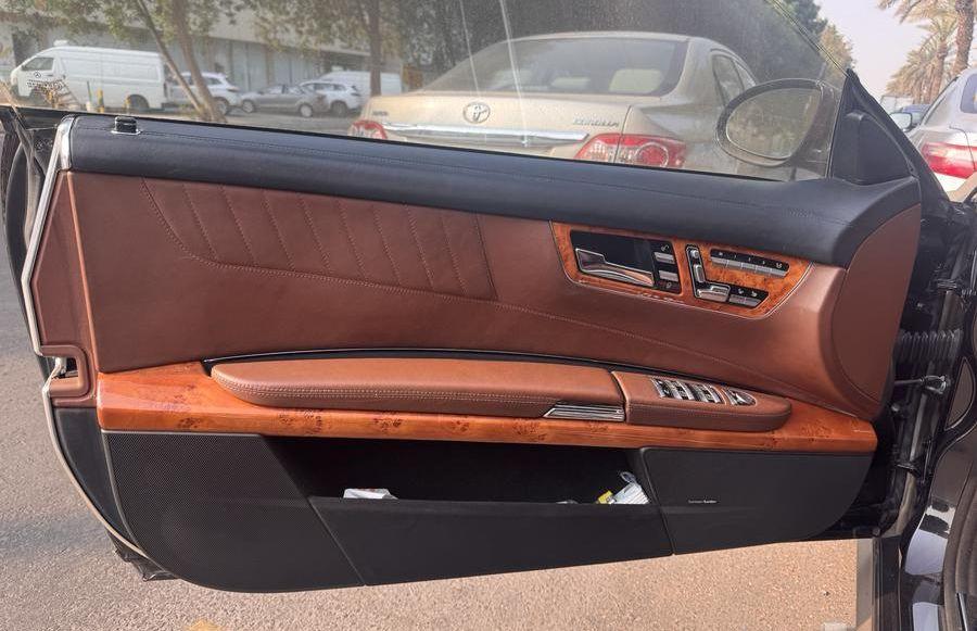مرسيدسV12 CL 600