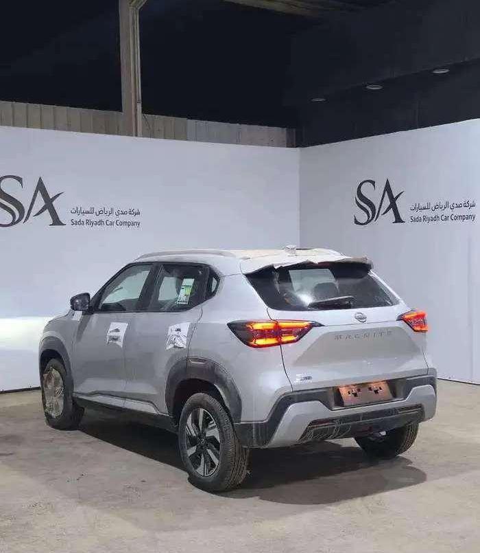 نيسان مجنايت فل