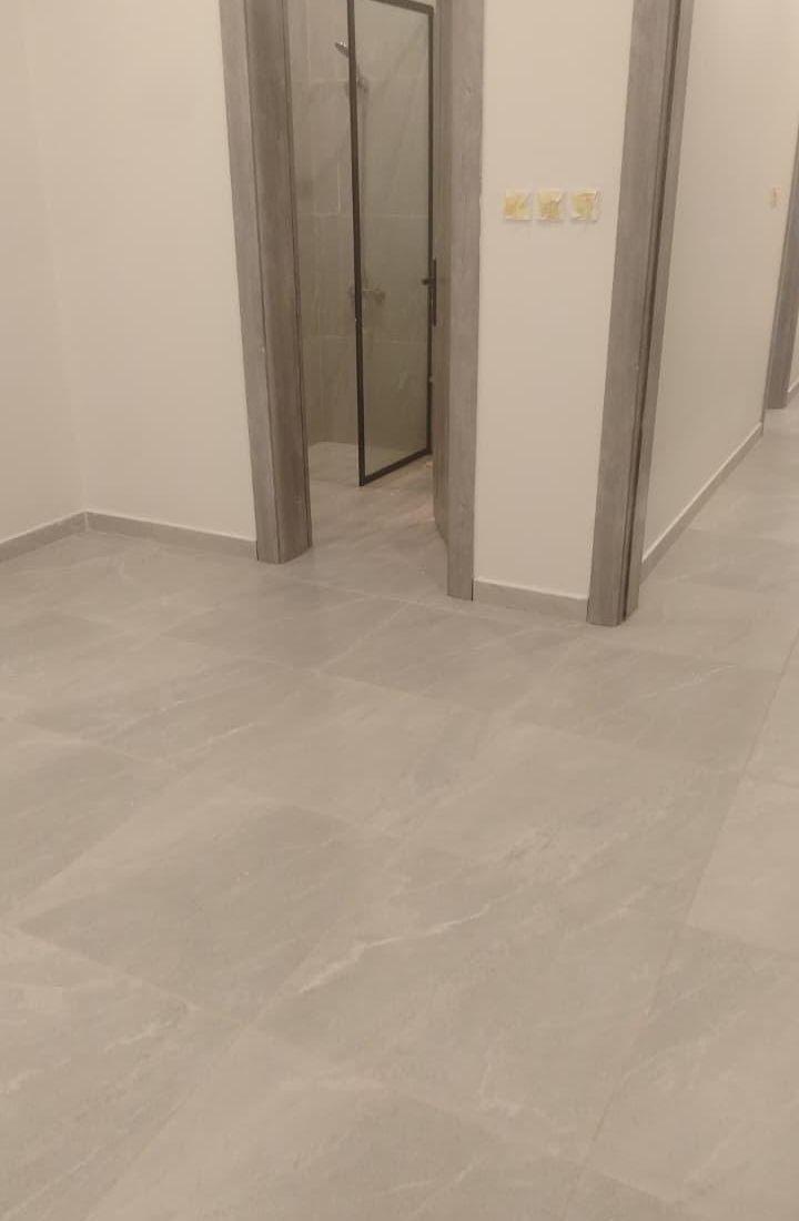 للايجار دور اول