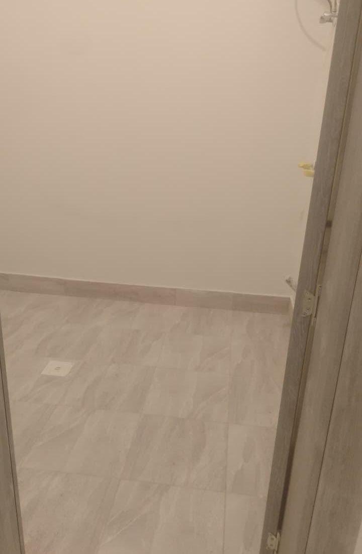 للايجار دور اول