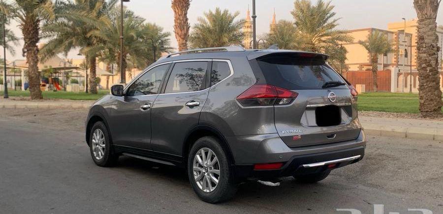 نيسان اكس تريل