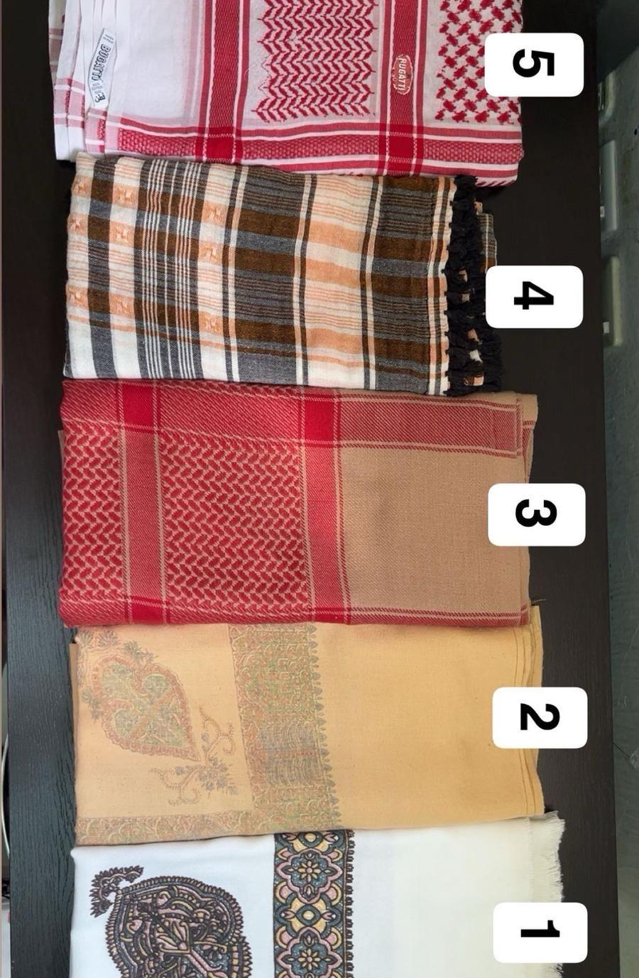 أثواب رجالية وشماغات