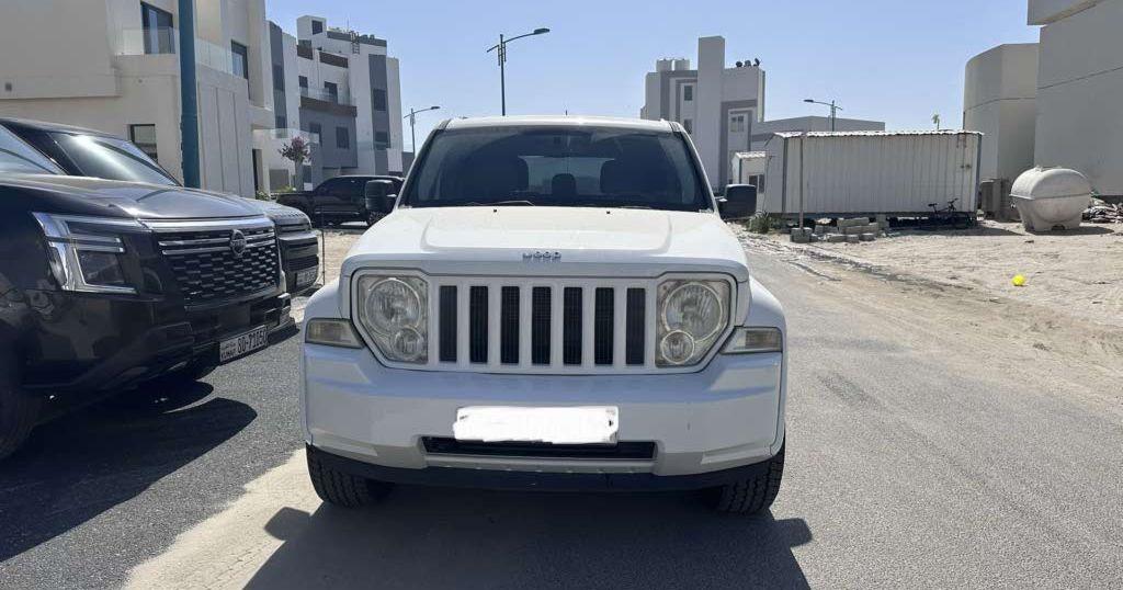 2011 جيب شيروكى