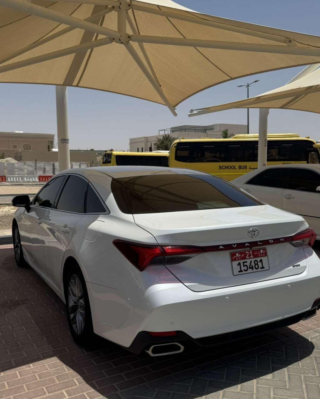 2019 تويوتا افالون