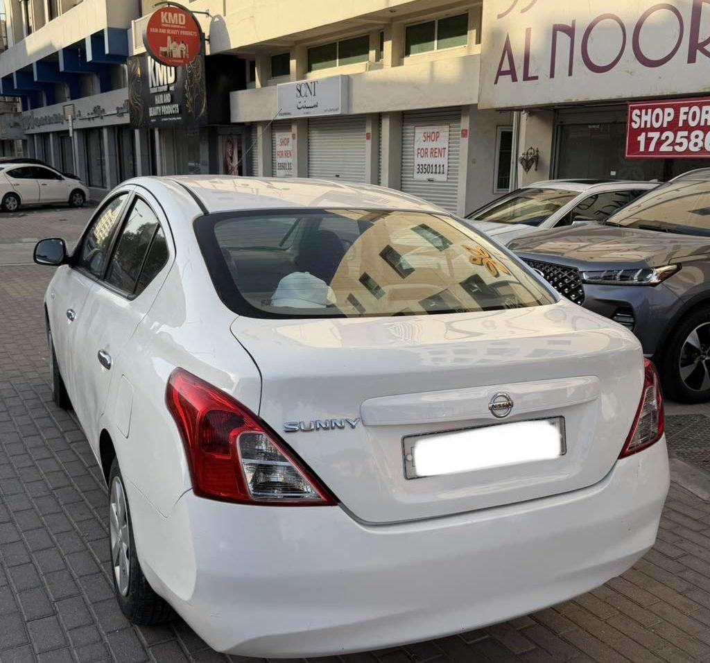 2014 نيسان صني