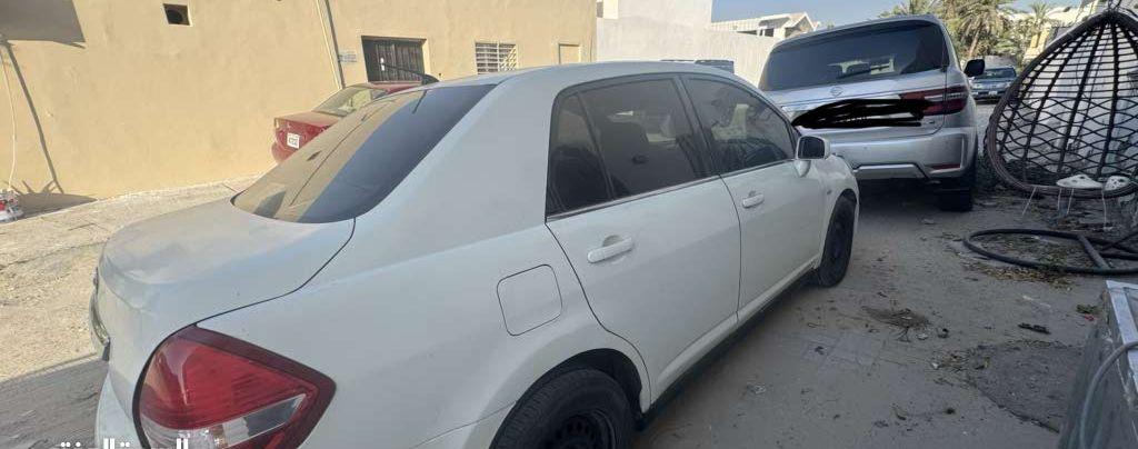 2008 نيسان تيدا