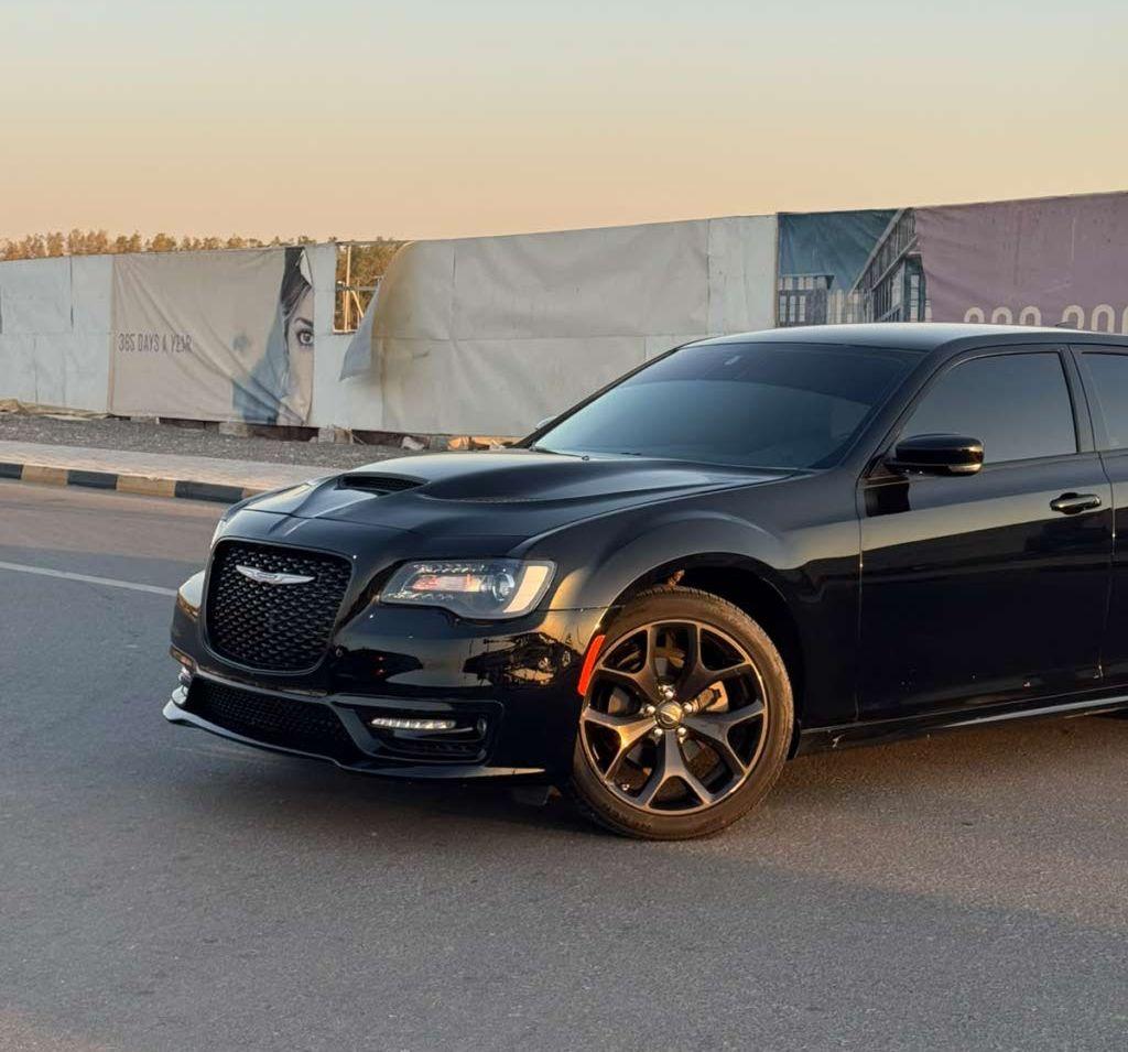 2022 كرايسلر 300