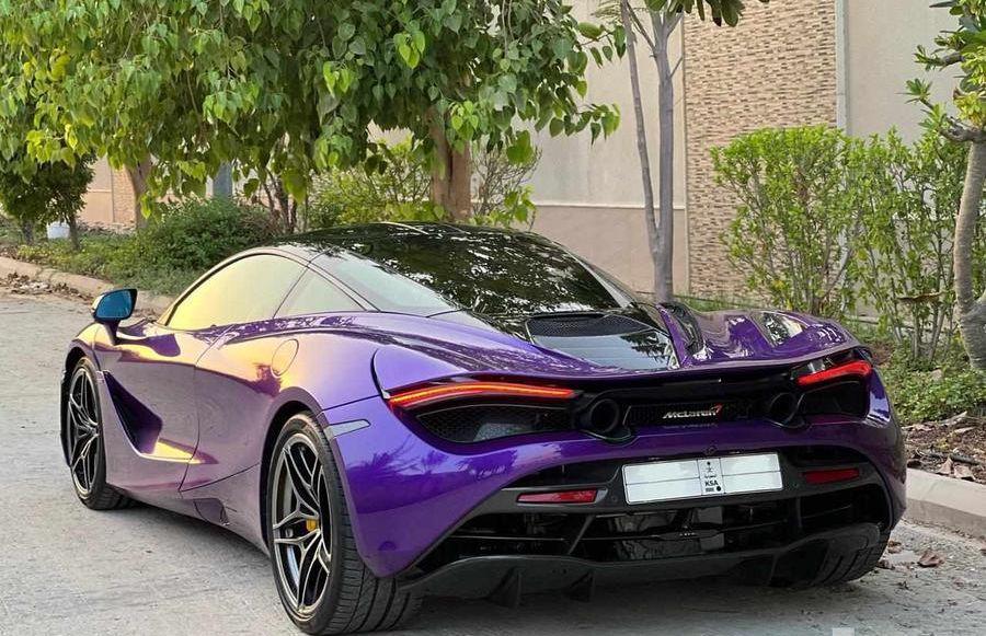 McLaren 720S 