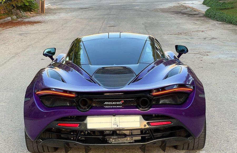 McLaren 720S 