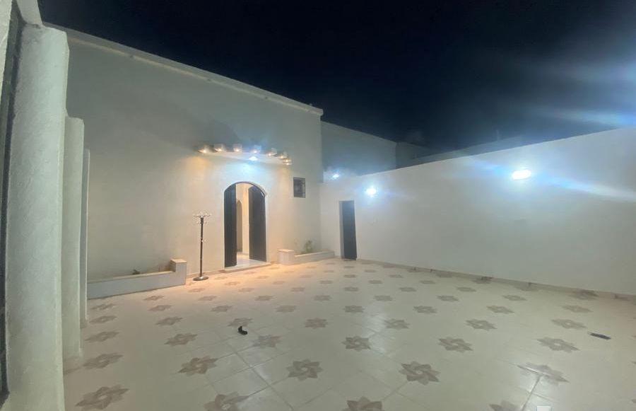 دور ارضي مؤسس
