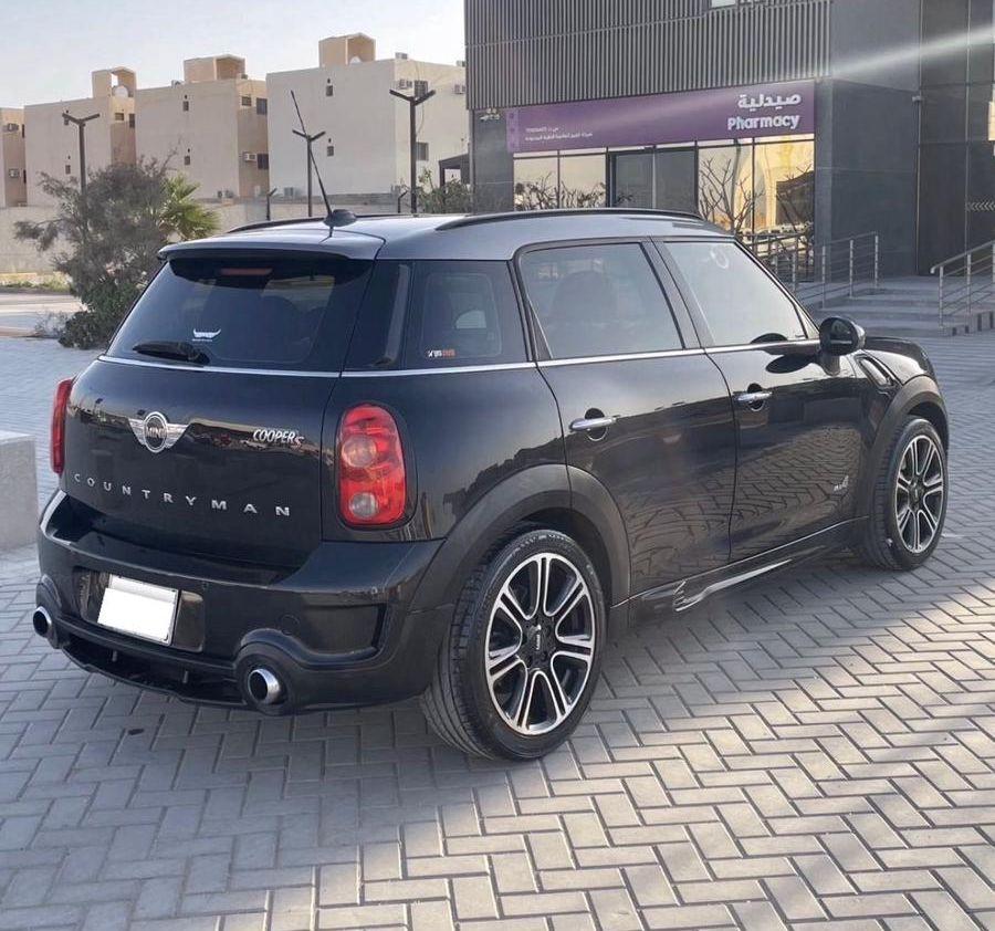 ميني كوبر 4