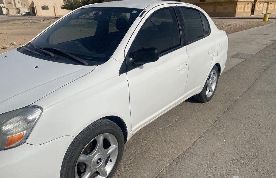 ايكو 2004 للبيع