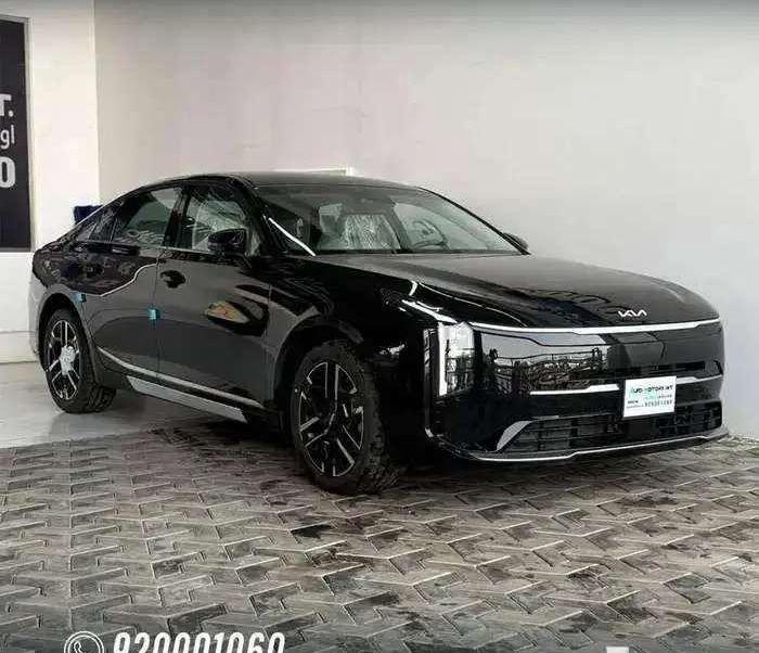 KIA K8 استاندر