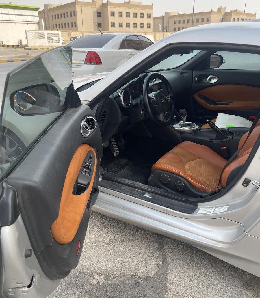 نيسان 370 Z