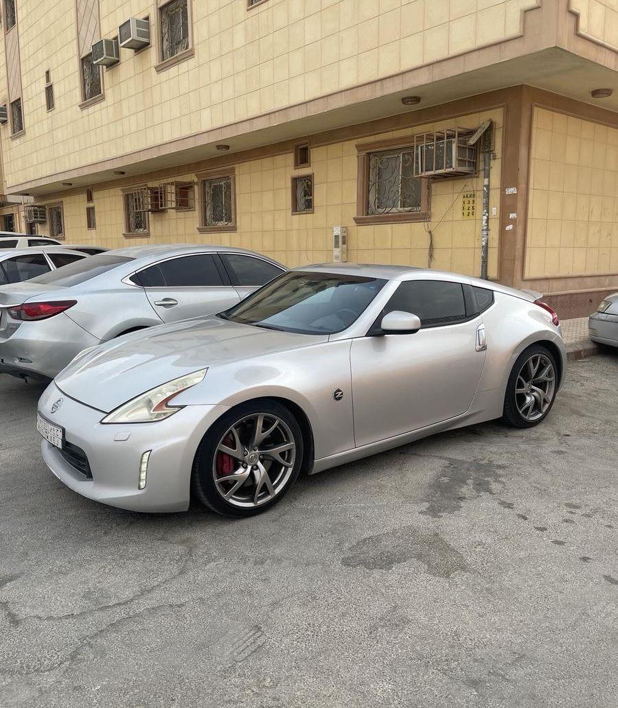 نيسان 370 Z