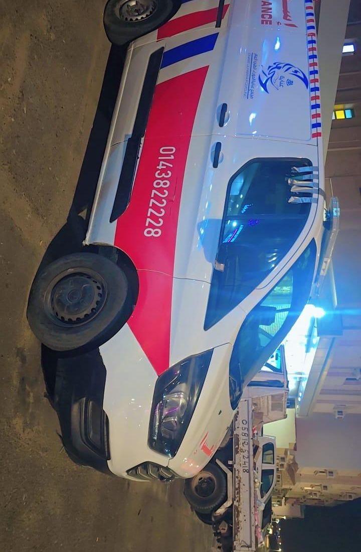 سيارة اسعاف للبيع