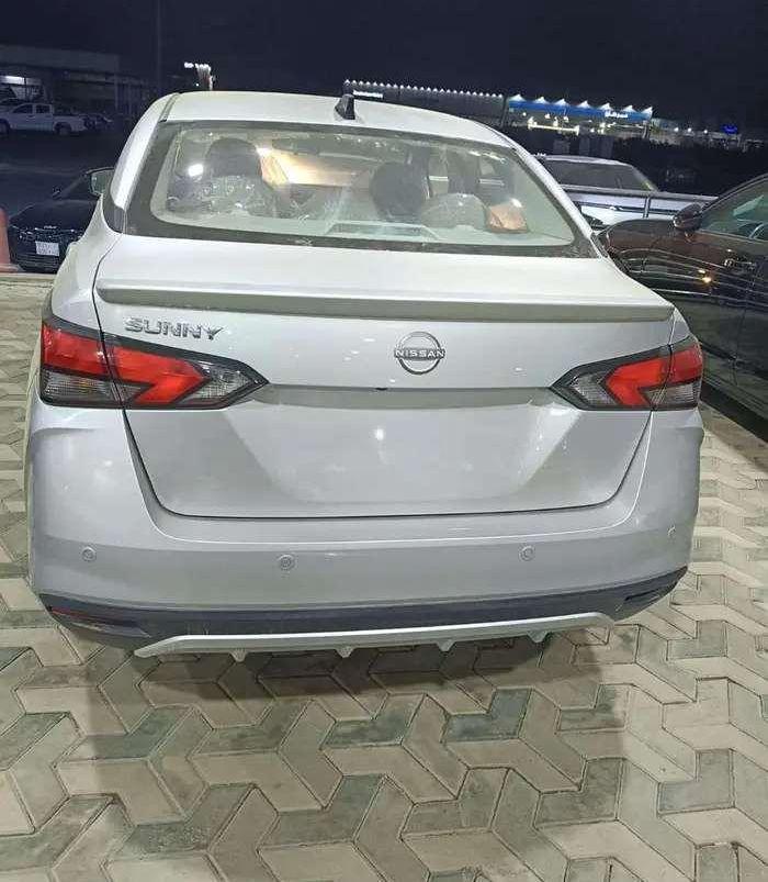 نيسان صني فل