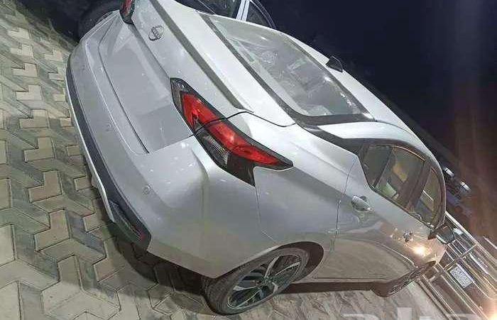 نيسان صني فل