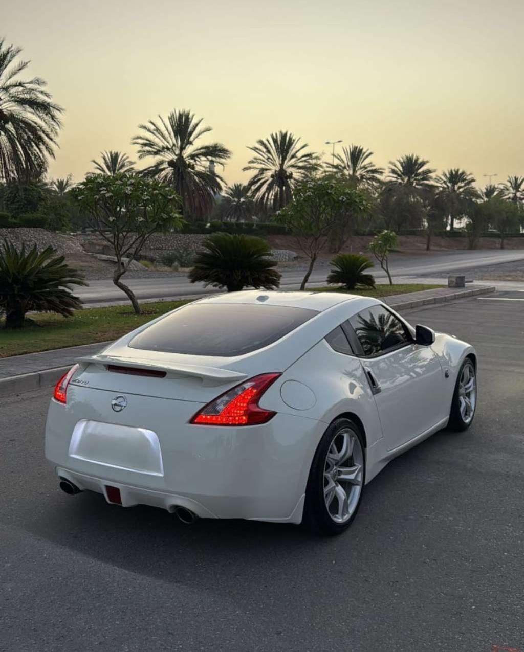 2014 نيسان Z