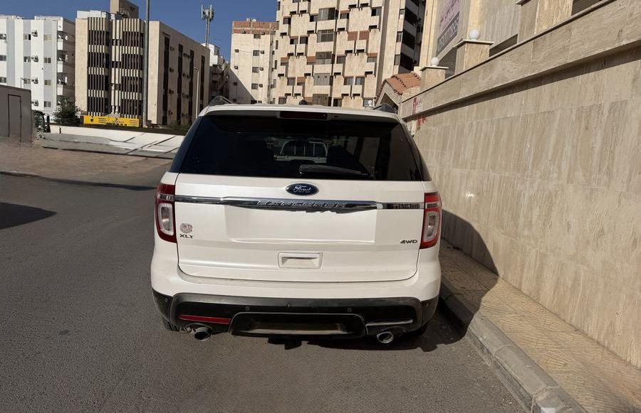للبيع فورد اكسبلورر