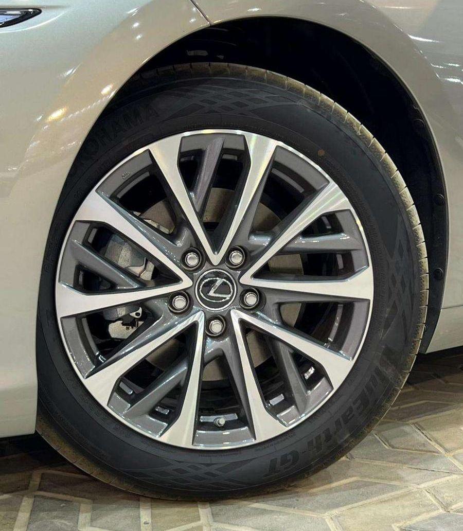 لكزس ES250 AA