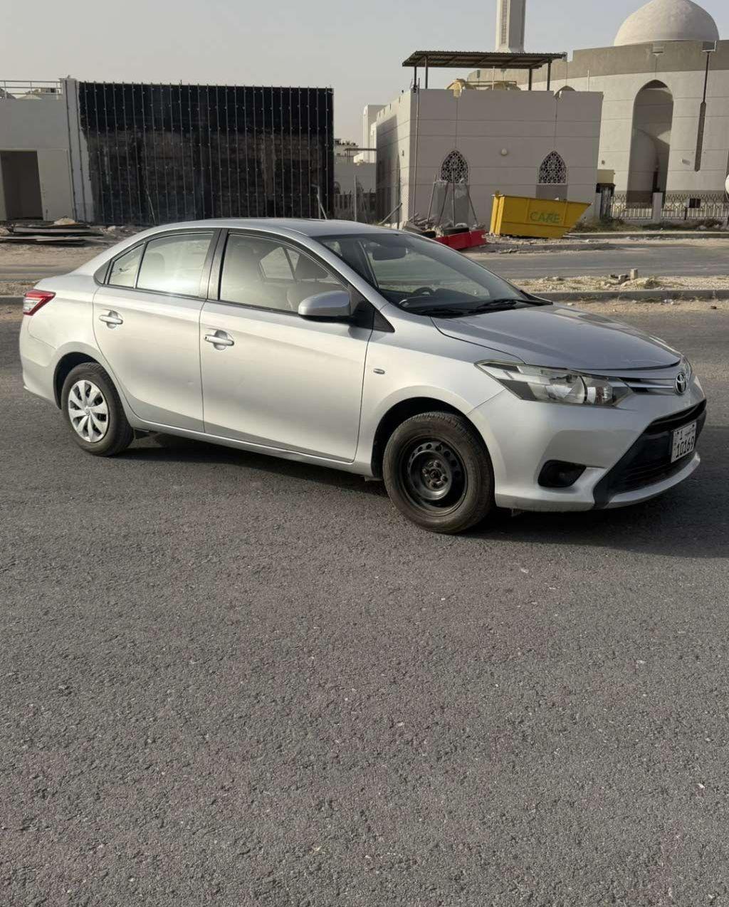 2014 تويوتا يارس