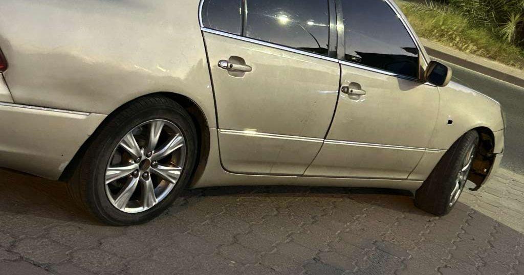 2002 لكزس LS