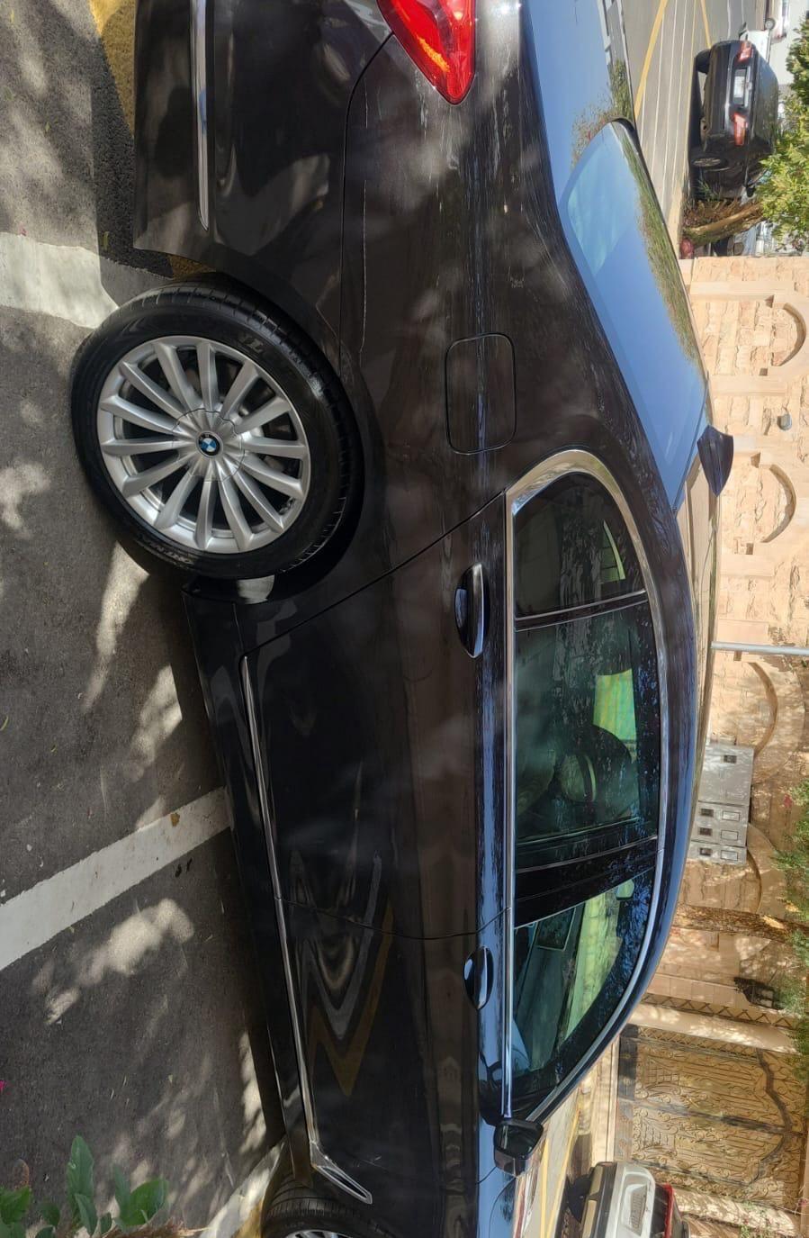 BMW 730