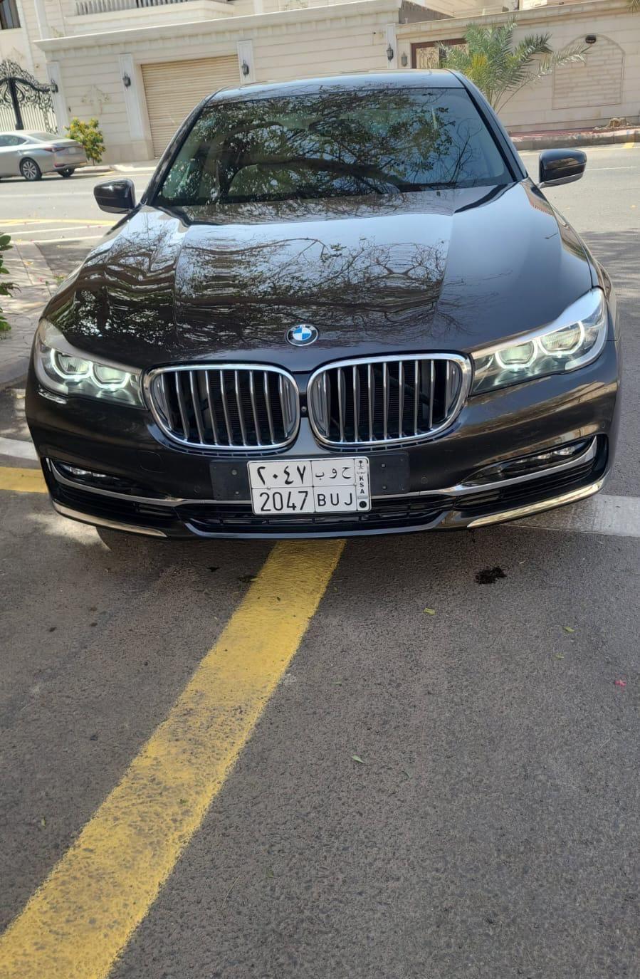 BMW 730