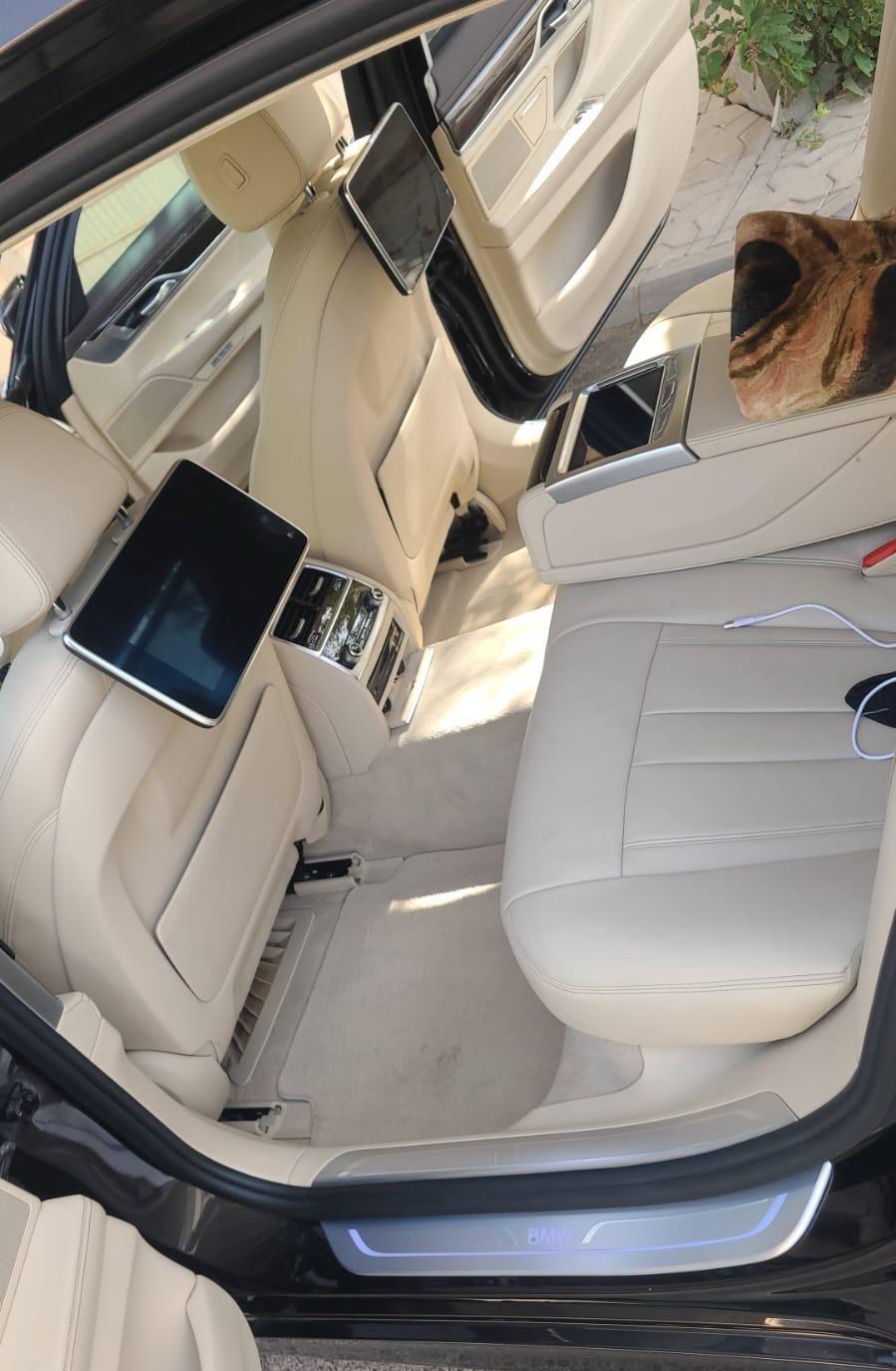 BMW 730
