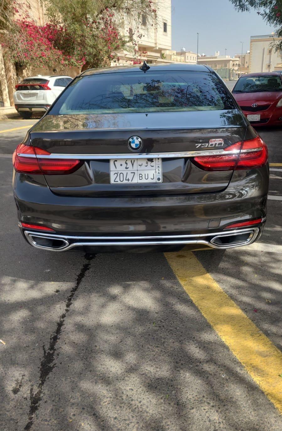 BMW 730