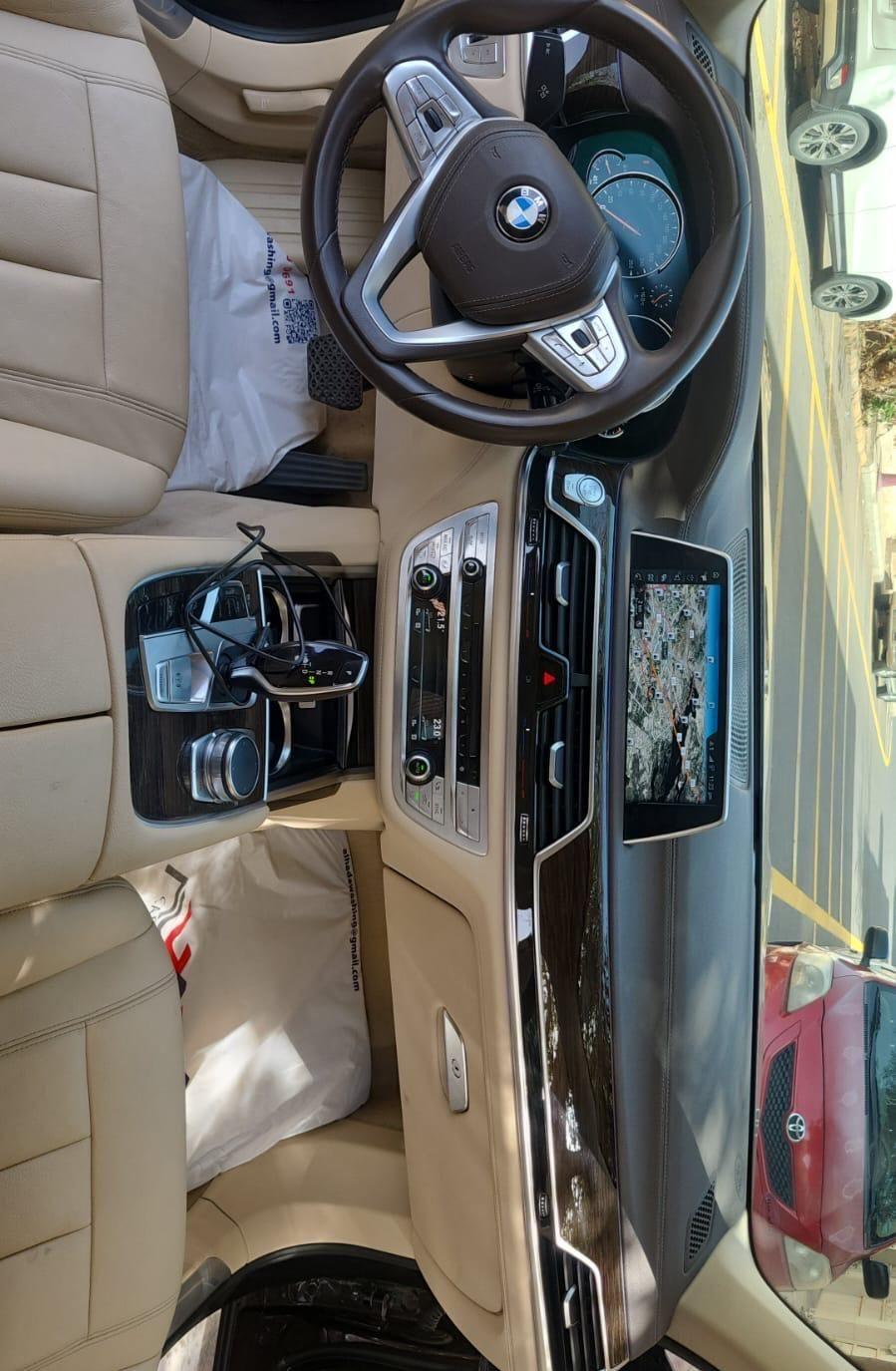 BMW 730