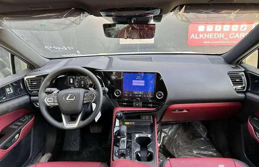 لكزس NX350 كاش