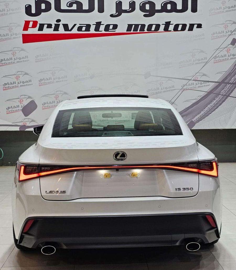 لكزس is 350