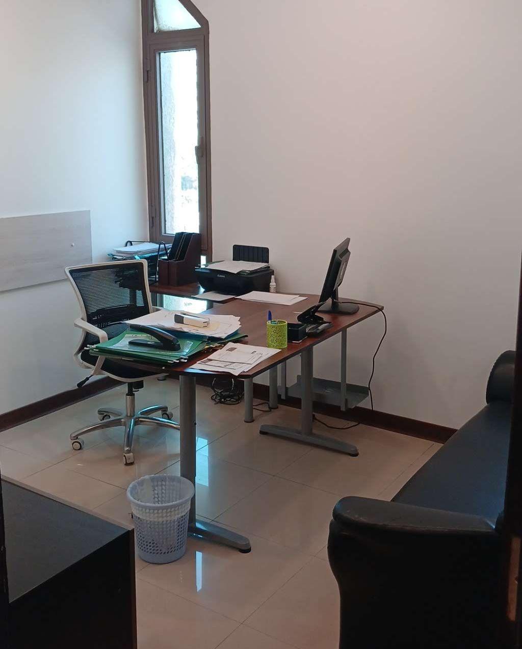مكتب للبيع حولي