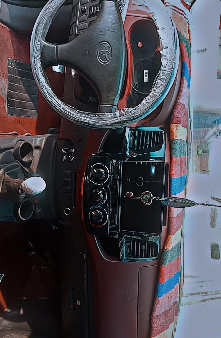 هايلوكس 2013