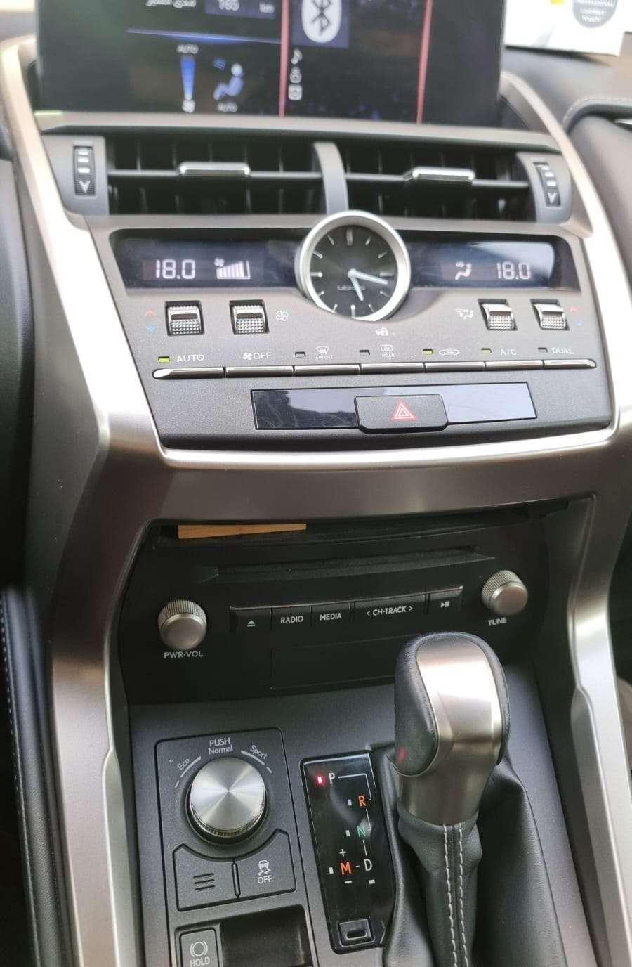 لكزس NX300 سعودى