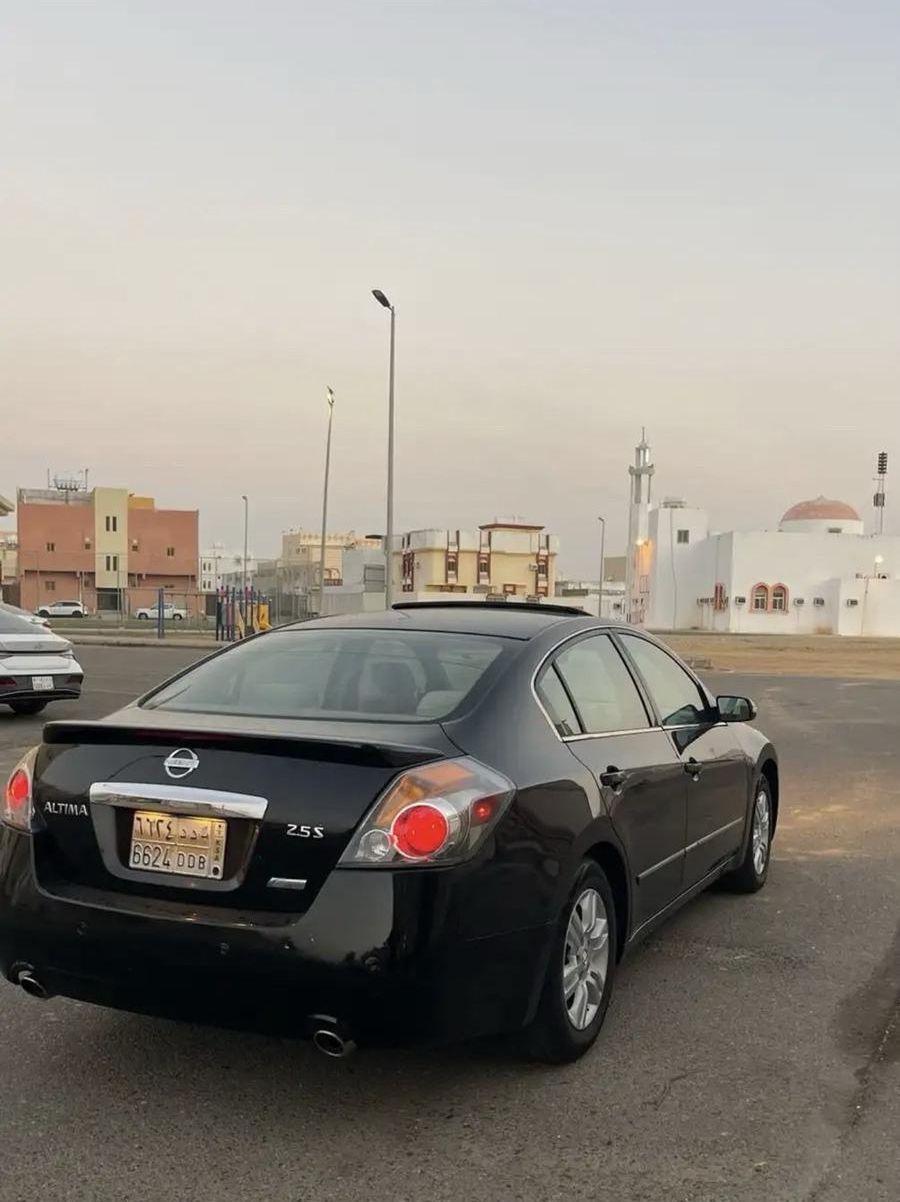التيما 2010SV
