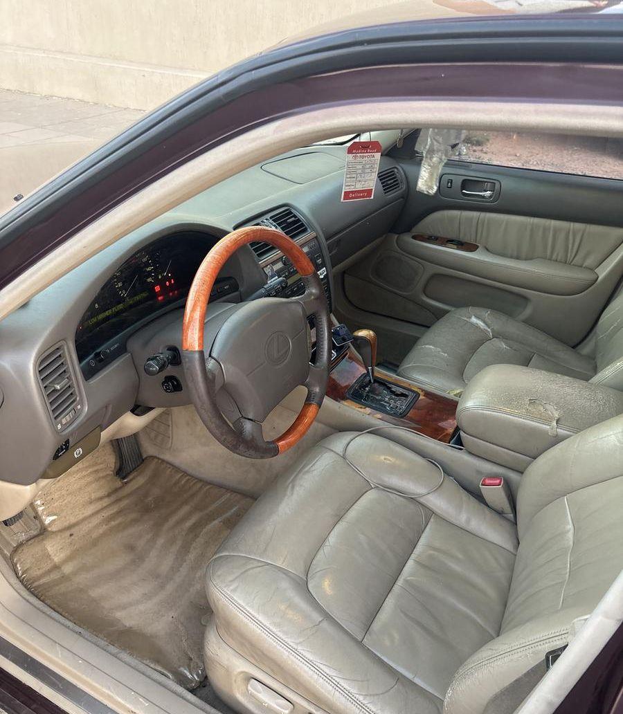 لكزس 400 LS