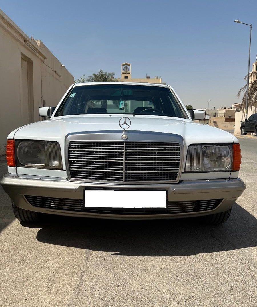 سيارة مرسيدس 500