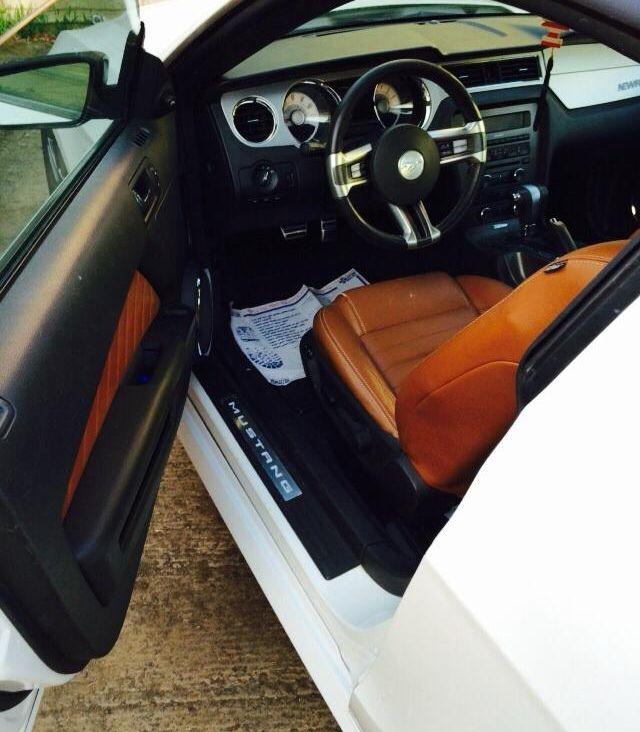 موستنج 2010 (V6)