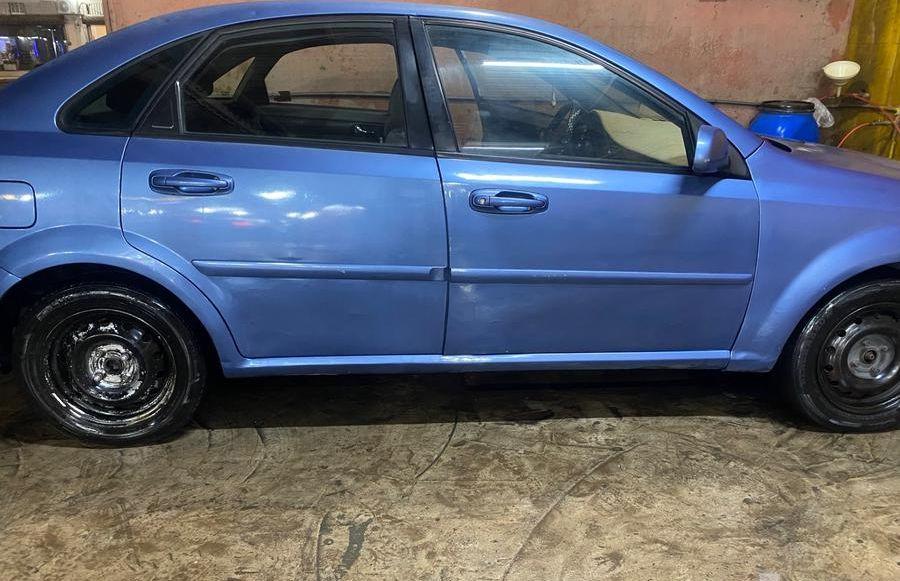 8000 Sar فحص