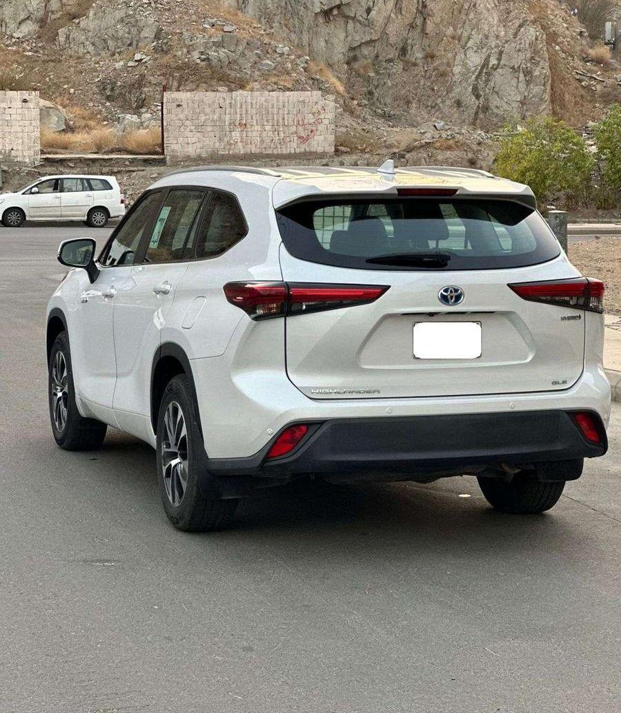 تويوتا هايلاندر GLE